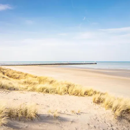 In With Sea Views Lägenhet